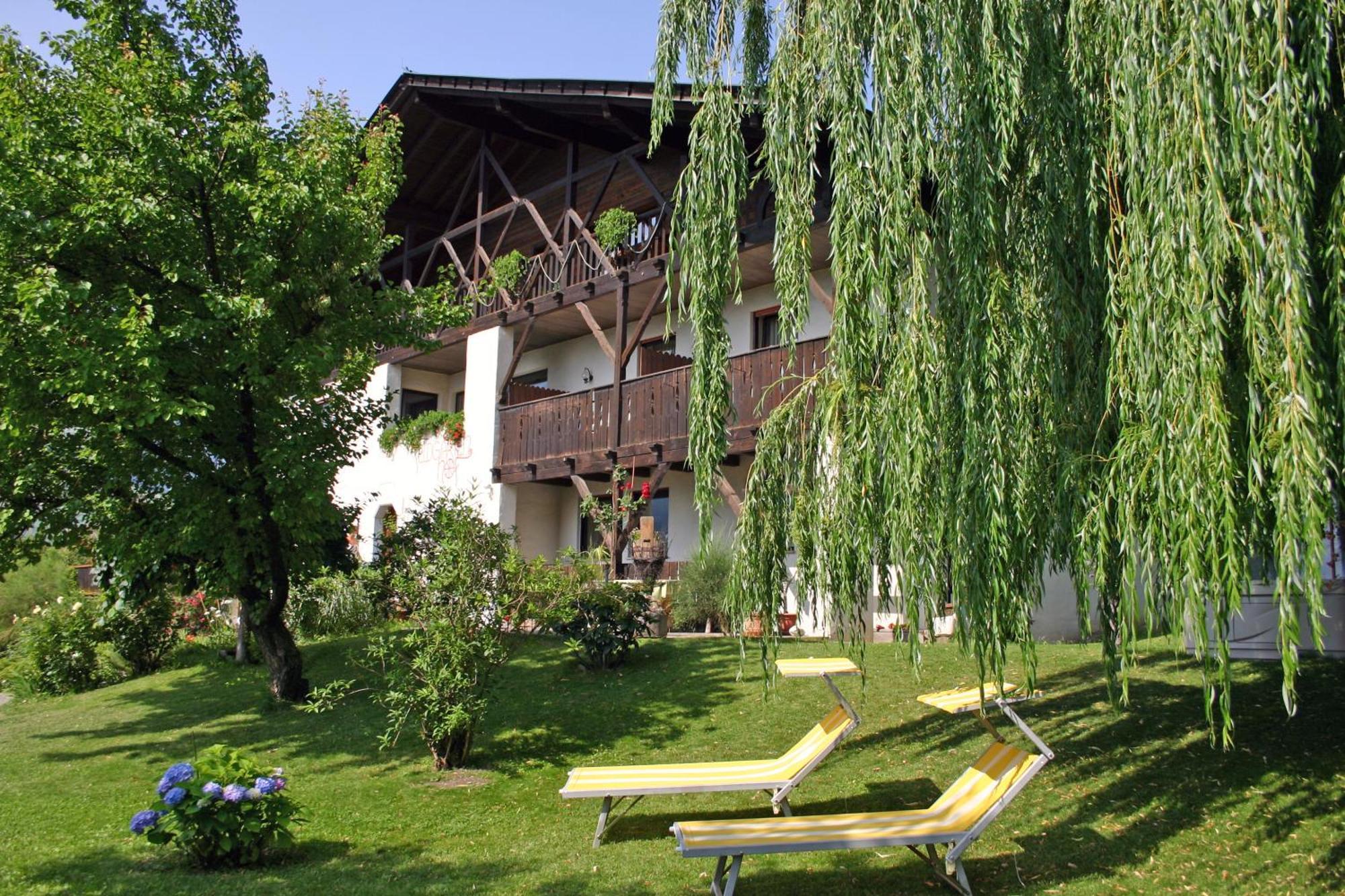 Hotel Feldgaertenhof Silandro Exteriér fotografie